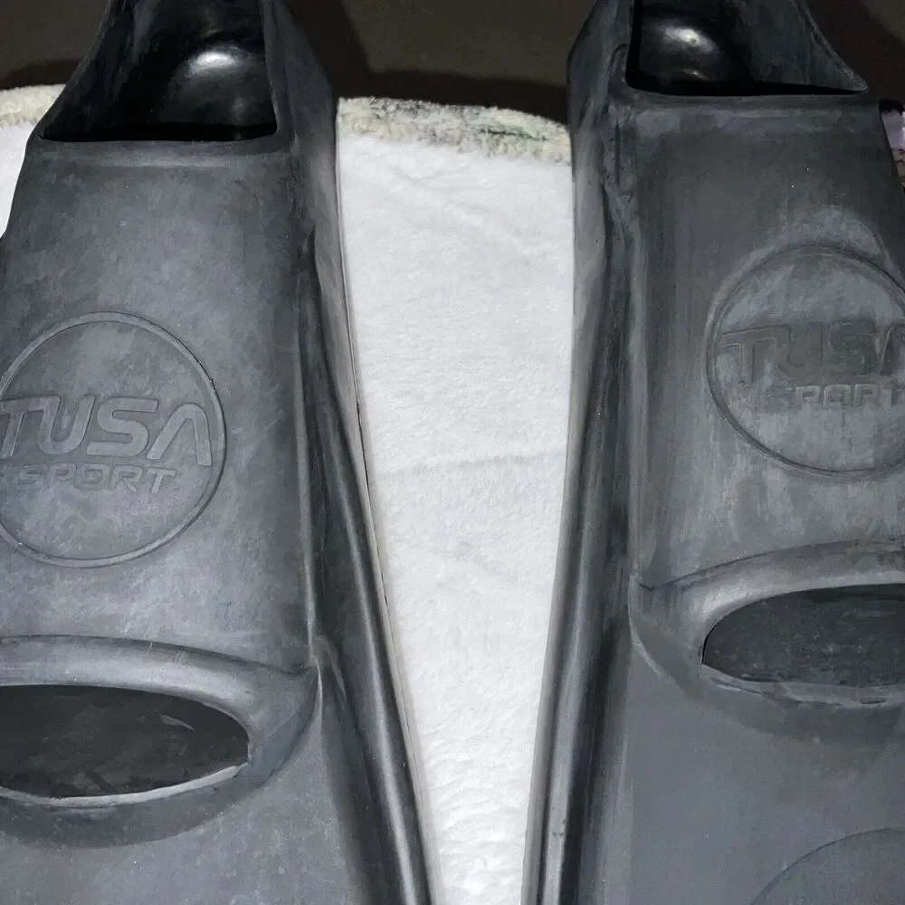 Tusa Sport Rubber Full Foot Fin, Small Black Snorkeling Fins (UF-1202 BK S) New